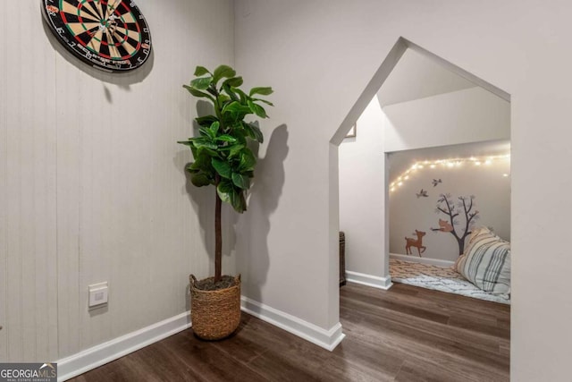 6477 Old Shadburn Ferry Rd, Buford, GA 30518 - corridor featuring wood finished floors and baseboards