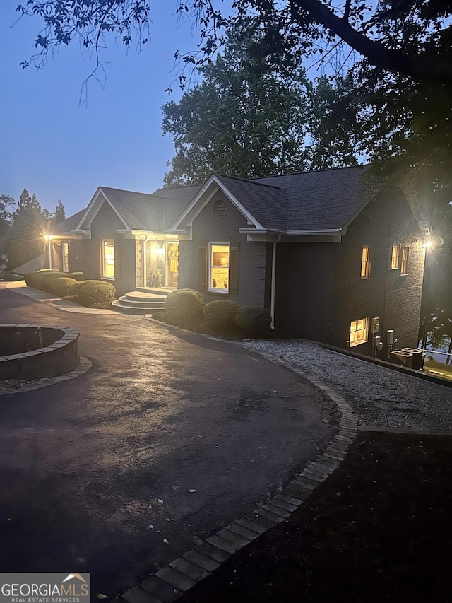 6477 Old Shadburn Ferry Rd, Buford, GA 30518 - single story home with stucco siding