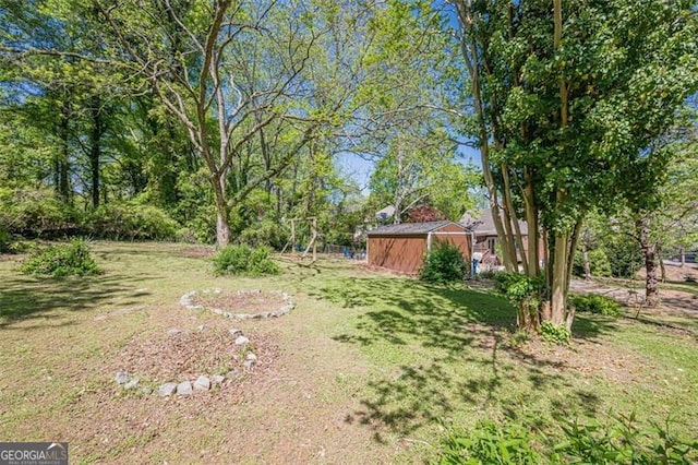 1884 Montrose Dr, East Point, GA 30344 - view of yard with an outbuilding