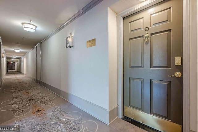 3203 Lenox Rd NE Unit 32, Atlanta, GA 30324 - hall featuring baseboards and carpet floors