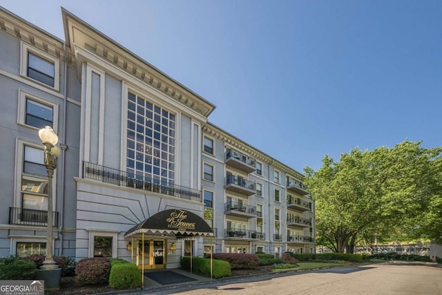 3203 Lenox Rd NE Unit 32, Atlanta, GA 30324 - view of apartment building / complex