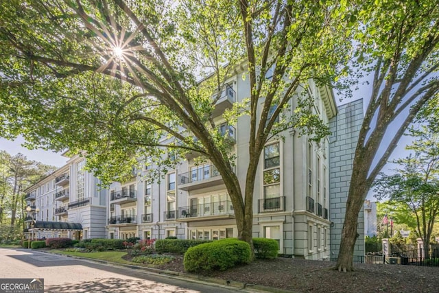 3203 Lenox Rd NE Unit 32, Atlanta, GA 30324 - view of apartment building / complex