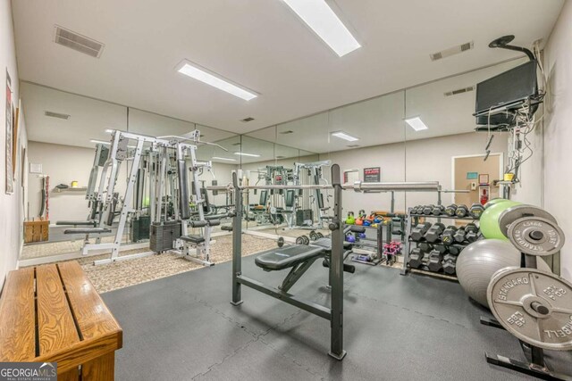 3203 Lenox Rd NE Unit 32, Atlanta, GA 30324 - view of exercise room