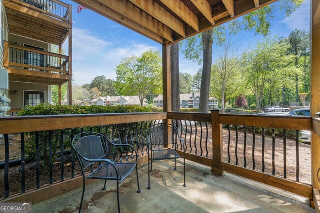 401 Berkeley Woods Dr, Duluth, GA 30096 - view of balcony