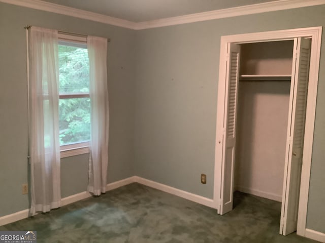 10 Horseshoe Bend Rd SW, Rome, GA 30165 - unfurnished bedroom with crown molding, dark colored carpet, baseboards, and a closet