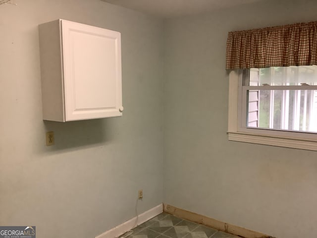 10 Horseshoe Bend Rd SW, Rome, GA 30165 - empty room featuring baseboards