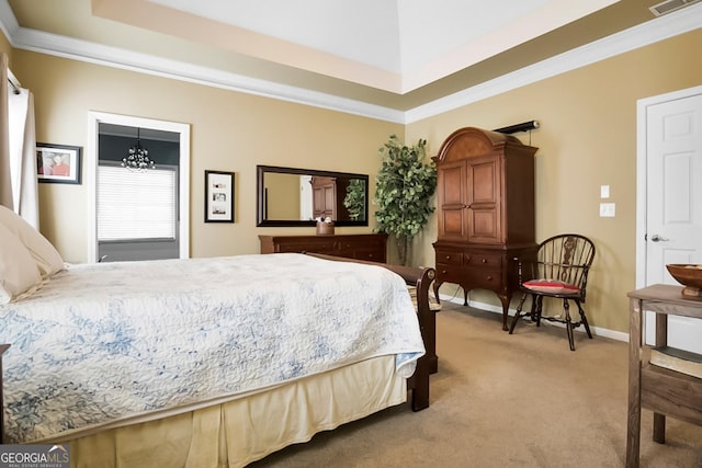 bedroom with visible vents, ornamental molding, an inviting chandelier, baseboards, and light colored carpet