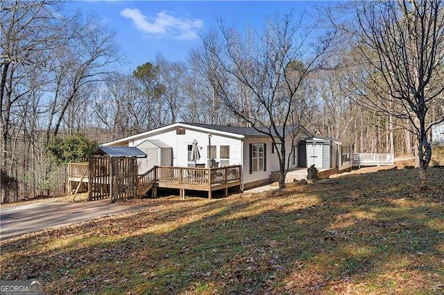4941 N Helton Rd, Winston, GA 30187 - exterior space featuring a deck
