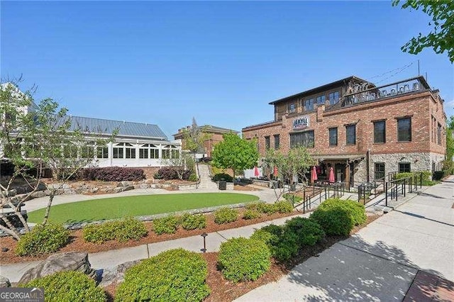 230 Oakmere Dr, Alpharetta, GA 30009 - view of property's community with a yard