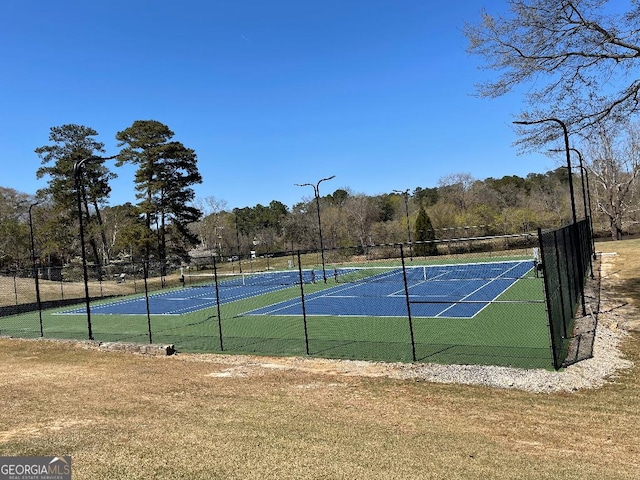 173 Amherst Pl NW, Atlanta, GA 30327 - view of sport court with fence