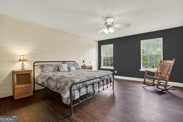 192 Aubrey Ave NE, Calhoun, GA 30701 - bedroom with wood finished floors, baseboards, and a ceiling fan