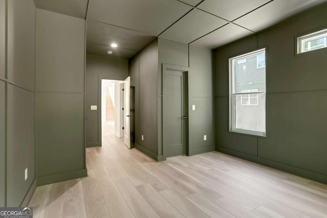 644 Glendale Rd, Scottdale, GA 30079 - empty room featuring light wood-style flooring and recessed lighting