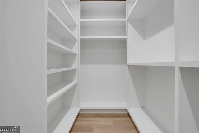 644 Glendale Rd, Scottdale, GA 30079 - interior space featuring wood finished floors