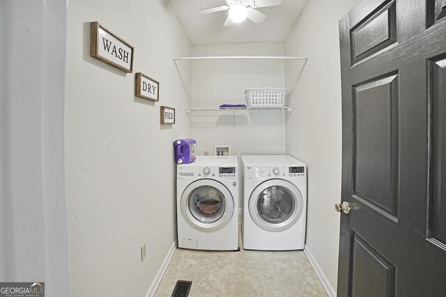 126 Patrick St, Swainsboro, GA 30401 - clothes washing area with ceiling fan, a textured ceiling, laundry area, and washing machine and dryer