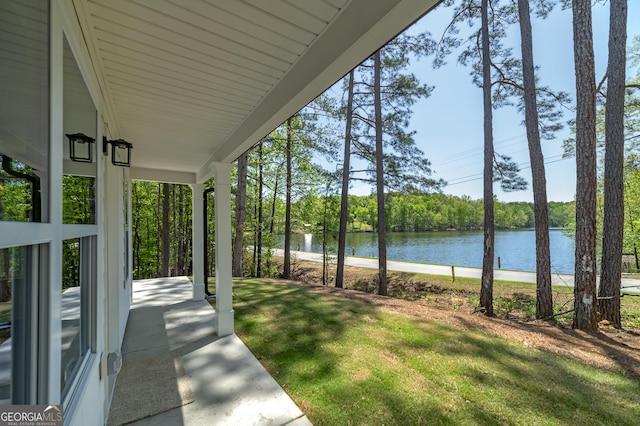 100 N Stewart Ln, Griffin, GA 30224 - exterior space featuring a water view