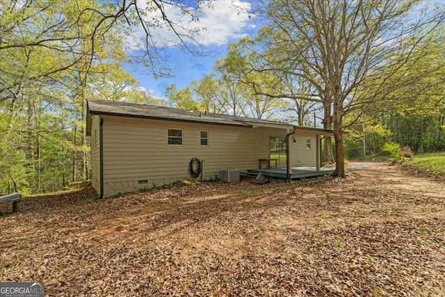 5026 Daniel Mill Rd, Winston, GA 30187 - rear view of house with crawl space and a deck