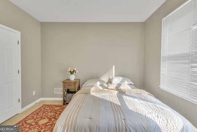 1812 Mountain Lake Dr NW, Kennesaw, GA 30152 - bedroom featuring baseboards and light colored carpet