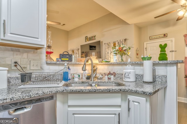 11 Bush Arbor Pl SW, Rome, GA 30165 - kitchen with tasteful backsplash, ceiling fan, a sink, and dishwasher