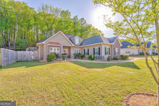 11 Bush Arbor Pl SW, Rome, GA 30165 - view of front of home with fence and a front lawn