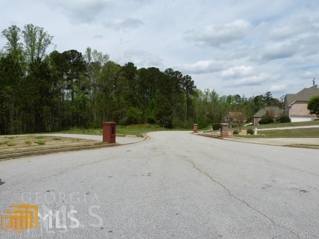 204 Benefield Ct, Stockbridge, GA 30281