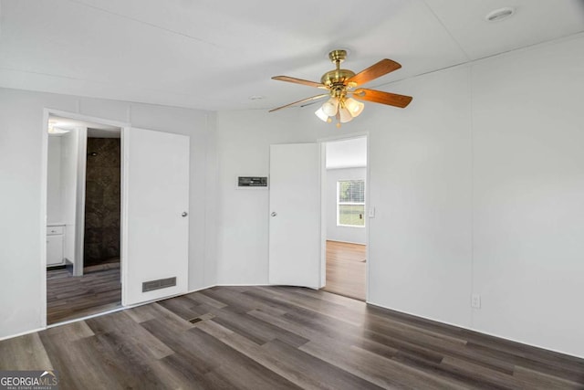 6603 Christie Cir, Blackshear, GA 31516 - spare room with wood finished floors and a ceiling fan