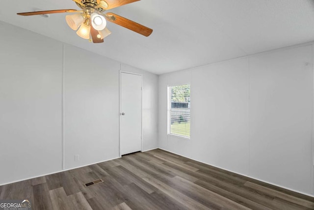 6603 Christie Cir, Blackshear, GA 31516 - unfurnished room featuring wood finished floors and ceiling fan
