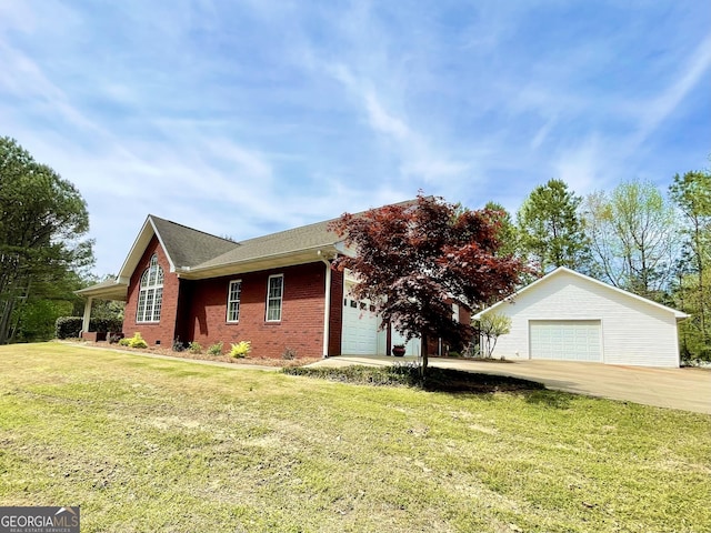 293 N Avery Rd NW, Rome, GA 30165 - ranch-style house featuring roof with shingles, brick siding, a front lawn, and a garage