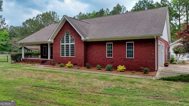 293 N Avery Rd NW, Rome, GA 30165 - view of front of house featuring a front yard, a porch, brick siding, and a shingled roof