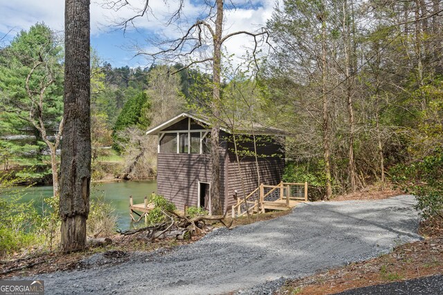 426 Crow Creek Rd, Lakemont, GA 30552 - view of front of home featuring a sunroom