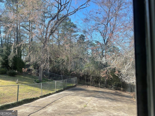 3021 Tiffin Cir, Macon, GA 31204 - view of yard featuring fence