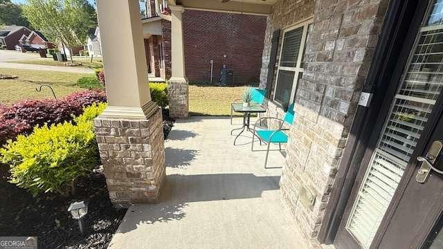 view of patio / terrace with a porch