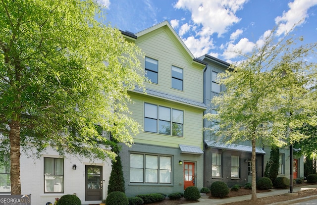 763 Hamilton Cir SE, Atlanta, GA 30312 - townhome / multi-family property featuring brick siding