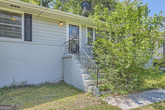 1105 S Parkwood Dr, Forest Park, GA 30297 - view of doorway to property