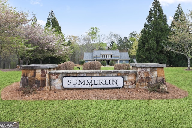 141 Macalester Dr, Newnan, GA 30265 - community sign with a yard