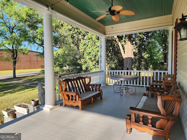 view of patio / terrace with ceiling fan and covered porch