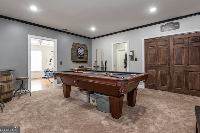 playroom with visible vents, ornamental molding, billiards, recessed lighting, and light colored carpet