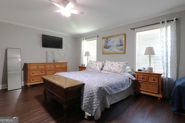 4650 Perry Rd, Gainesville, GA 30506 - bedroom featuring crown molding, a ceiling fan, dark wood-style flooring, and baseboards