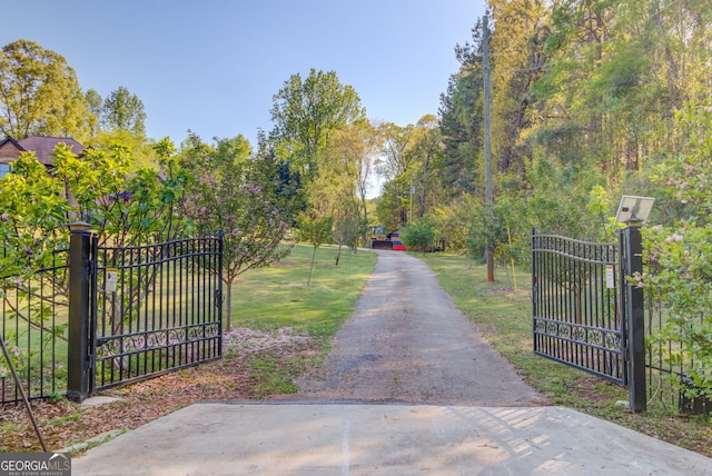 476 Walnut Rd, Hoschton, GA 30548 - view of gate