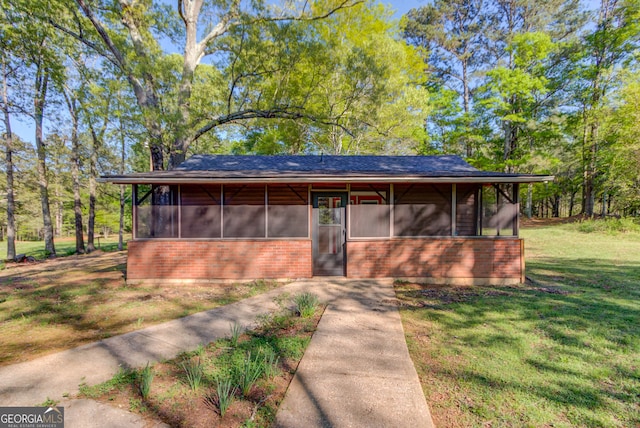 476 Walnut Rd, Hoschton, GA 30548 - view of outbuilding with a sunroom
