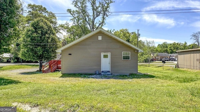 view of outbuilding