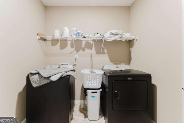 204 Arapahoe Ct, Villa Rica, GA 30180 - laundry area featuring washing machine and clothes dryer and laundry area