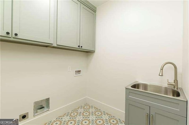 5535 Chestatee Landing Way, Gainesville, GA 30506 - washroom with hookup for an electric dryer, cabinet space, baseboards, and hookup for a washing machine