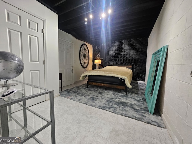 3650 Bay Leaf Dr, Loganville, GA 30052 - bedroom with concrete block wall