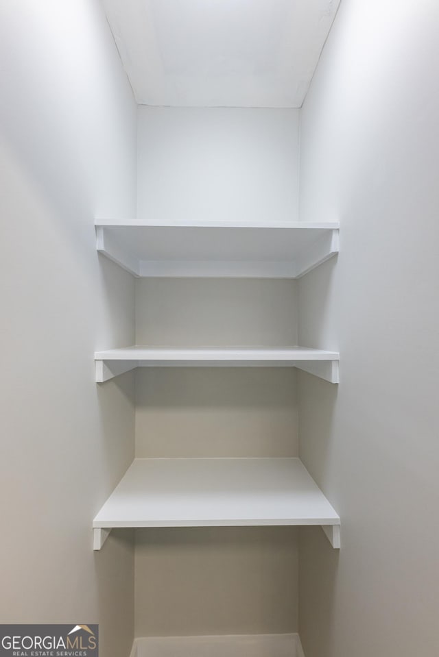 710 Avalon Rd, Thomaston, GA 30286 - view of closet