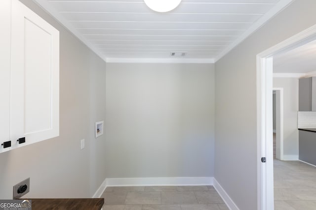 710 Avalon Rd, Thomaston, GA 30286 - washroom with washer hookup, baseboards, and crown molding