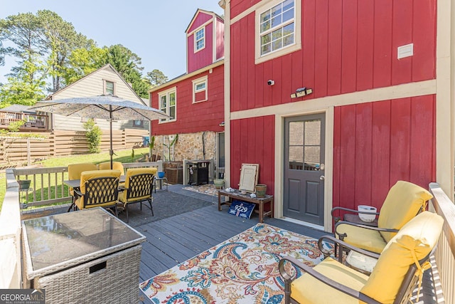 deck with fence