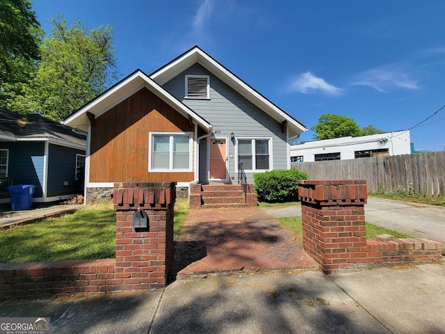 475 Willard Ave SW, Atlanta, GA 30310 - bungalow-style house featuring fence