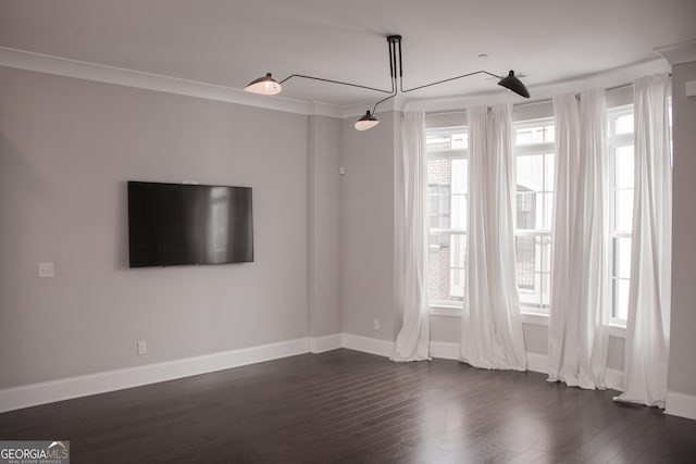 600 Broadview Ter NE, Atlanta, GA 30324 - unfurnished room with dark wood finished floors and baseboards