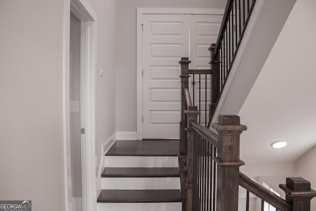 600 Broadview Ter NE, Atlanta, GA 30324 - staircase featuring baseboards