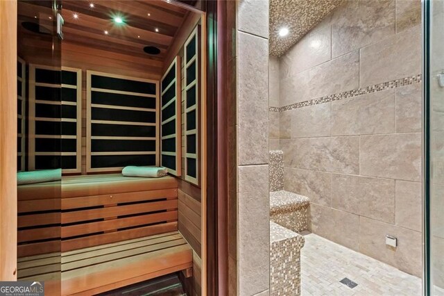 2120 Blackheath Trce, Alpharetta, GA 30005 - sauna with recessed lighting